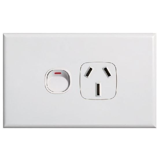 Single Horizontal 10Amp Slimline Socket - White